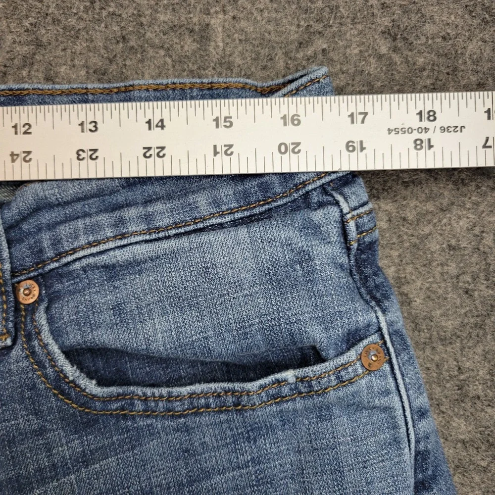 Lucky Brand Jeans Mens 34X30 Blue Denim Whiskered 221 Straight Leg Everyday